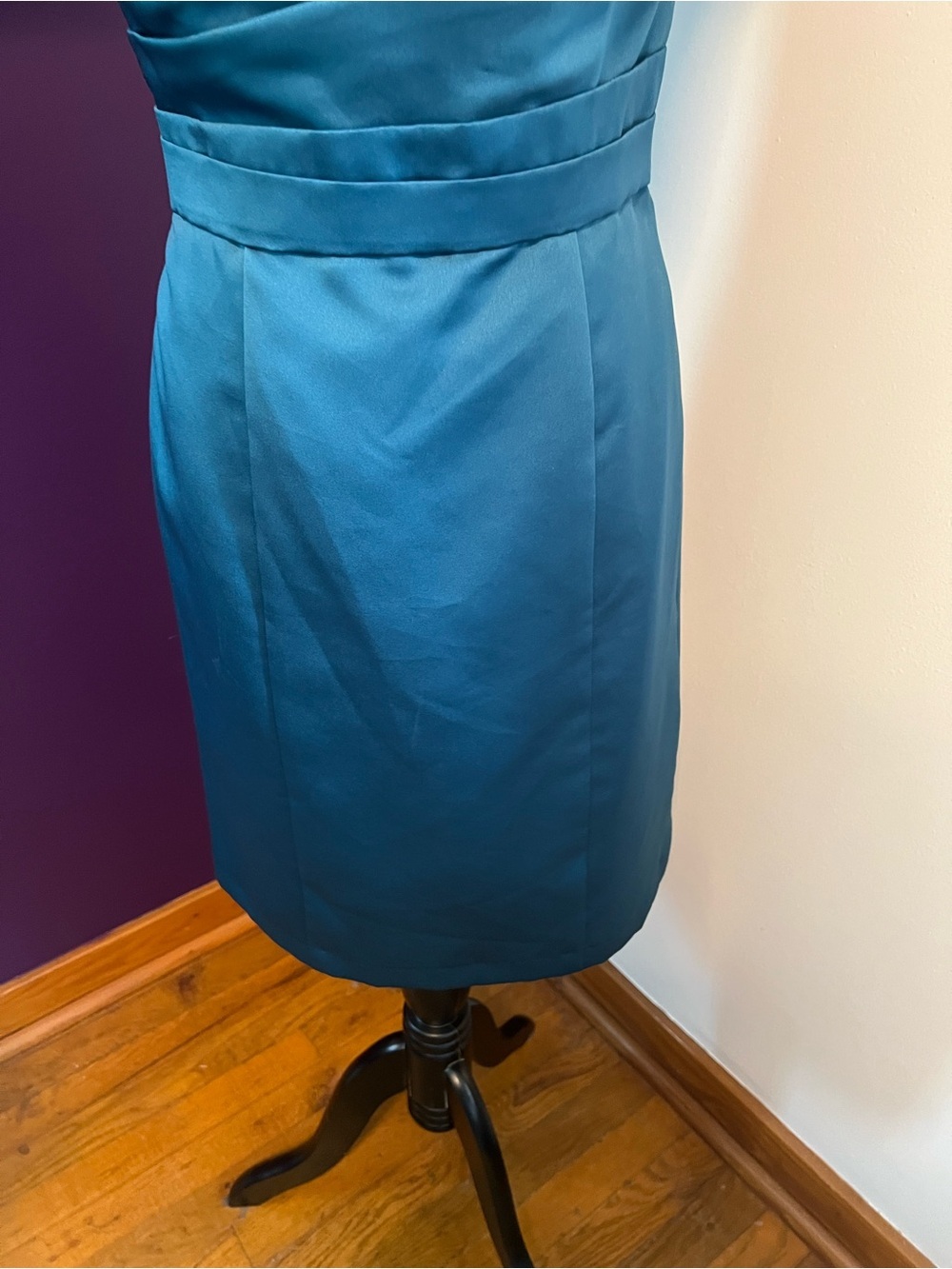 Alfred Angelo Teal One-Shoulder Satin Sheath Dress - Picture 5 of 9